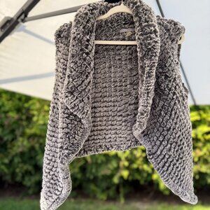 Luxurious Gray Rabbit Faux Fur Vest – Cozy & Chic